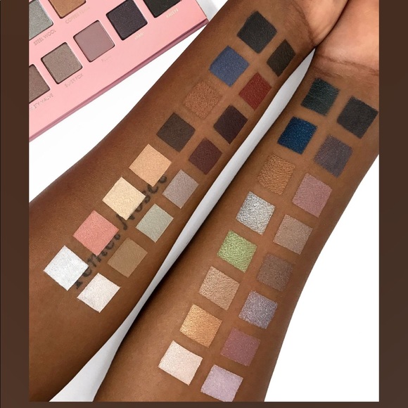 LORAC Mega Pro 4 Palette - Picture 4 of 5